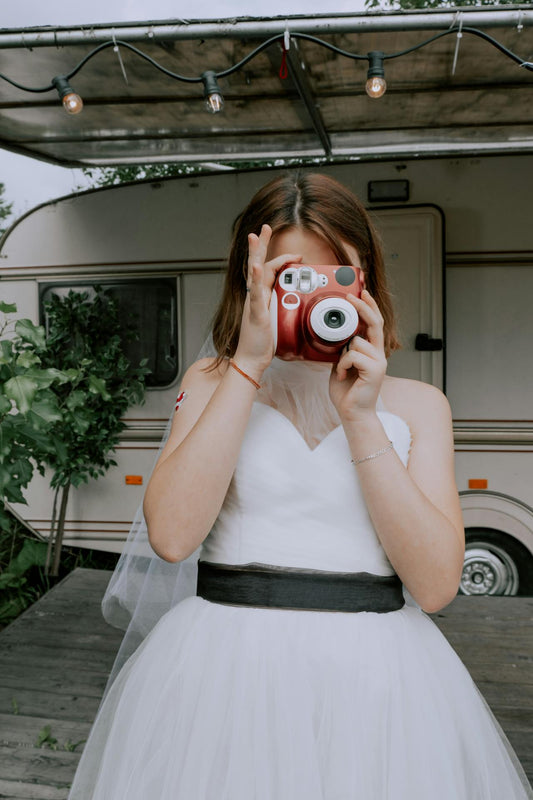 DIY Wedding Décor: Creating a Personalized and Budget-Friendly Celebration
